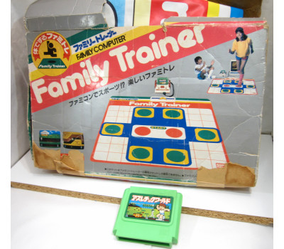 Family Trainer matta med ett spel, FC