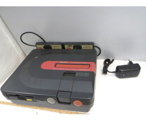 Twin Famicom (grå), restaurerad