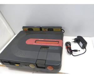 Twin Famicom (grå), restaurerad