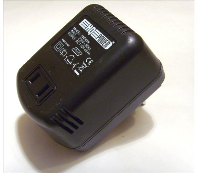 Voltomvandlare 220 till 110 volt, 45W Voltomvandlare 220 till 110 volt, 45W