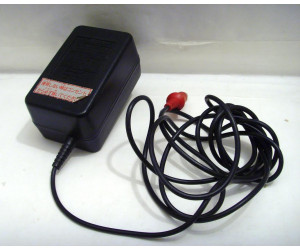 Famicom Disk System Strömadapter (original), HVC-025