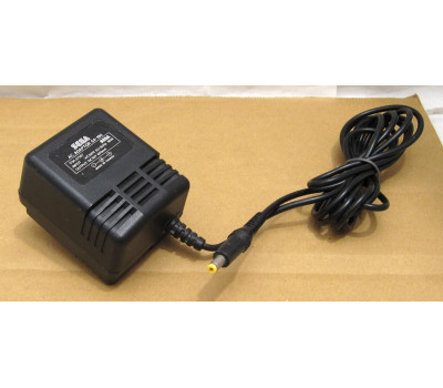 Mega Drive 2 strömadapter SA-190 japansk original